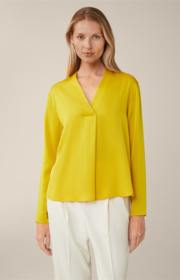 Long-Sleeved Crêpe Blouse in Yellow