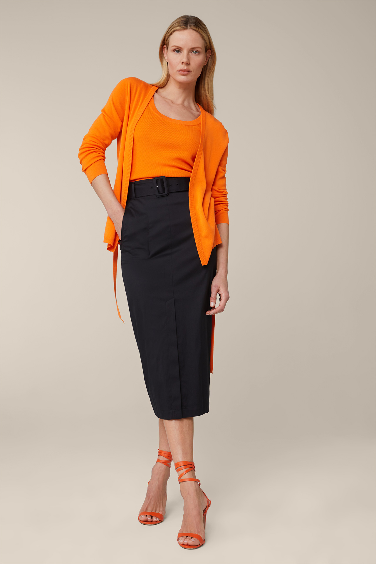 Stretch Cotton Pencil Skirt in Midi Length in Black - in the